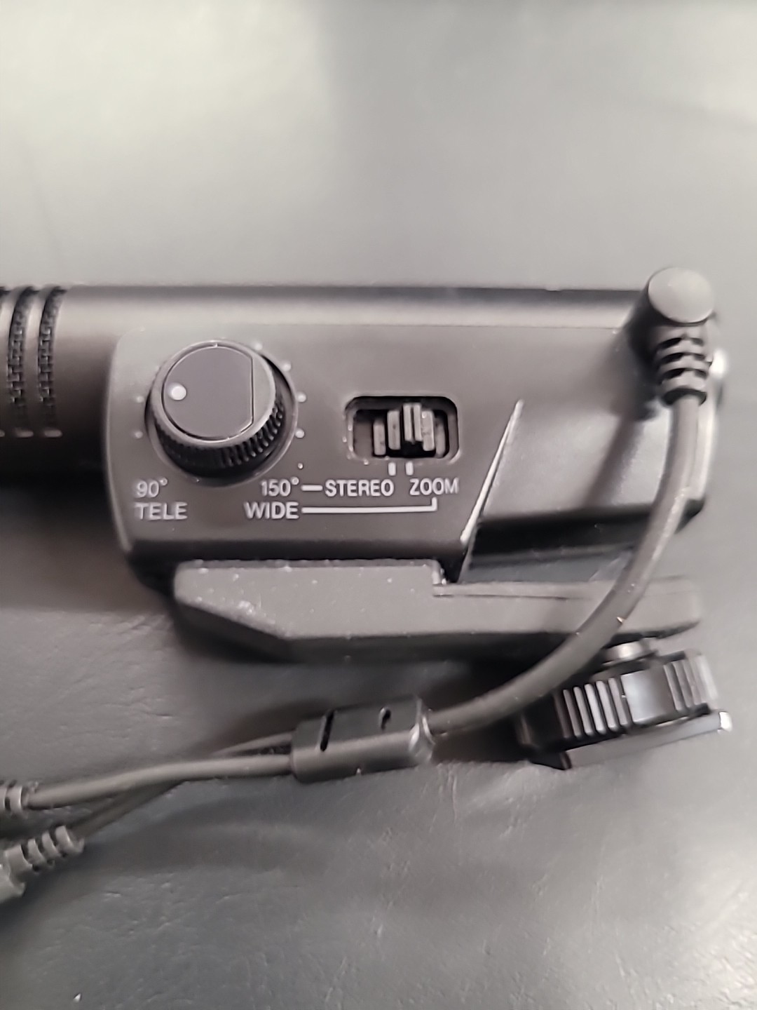 CANON HI-FI STEREO ZOOM MICROPHONE