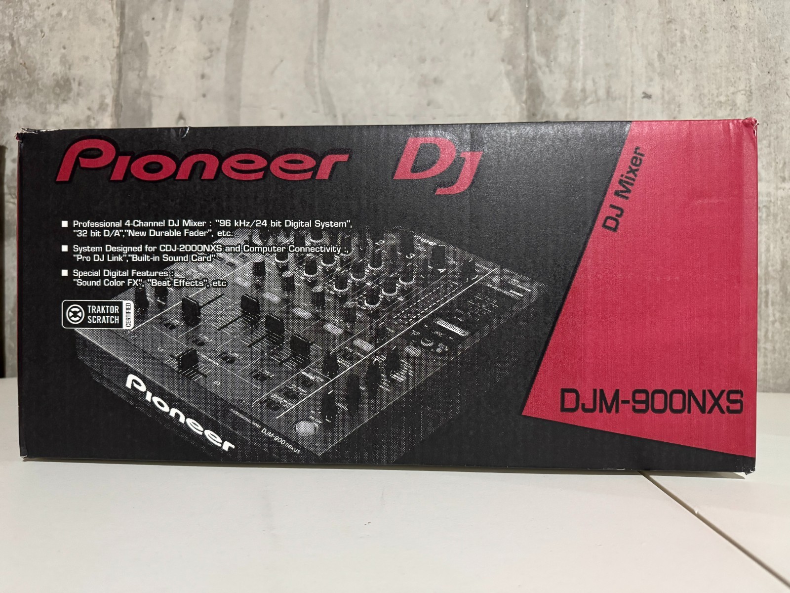Pioneer DJM-900Nexus Mixer With Original Box And Accessories