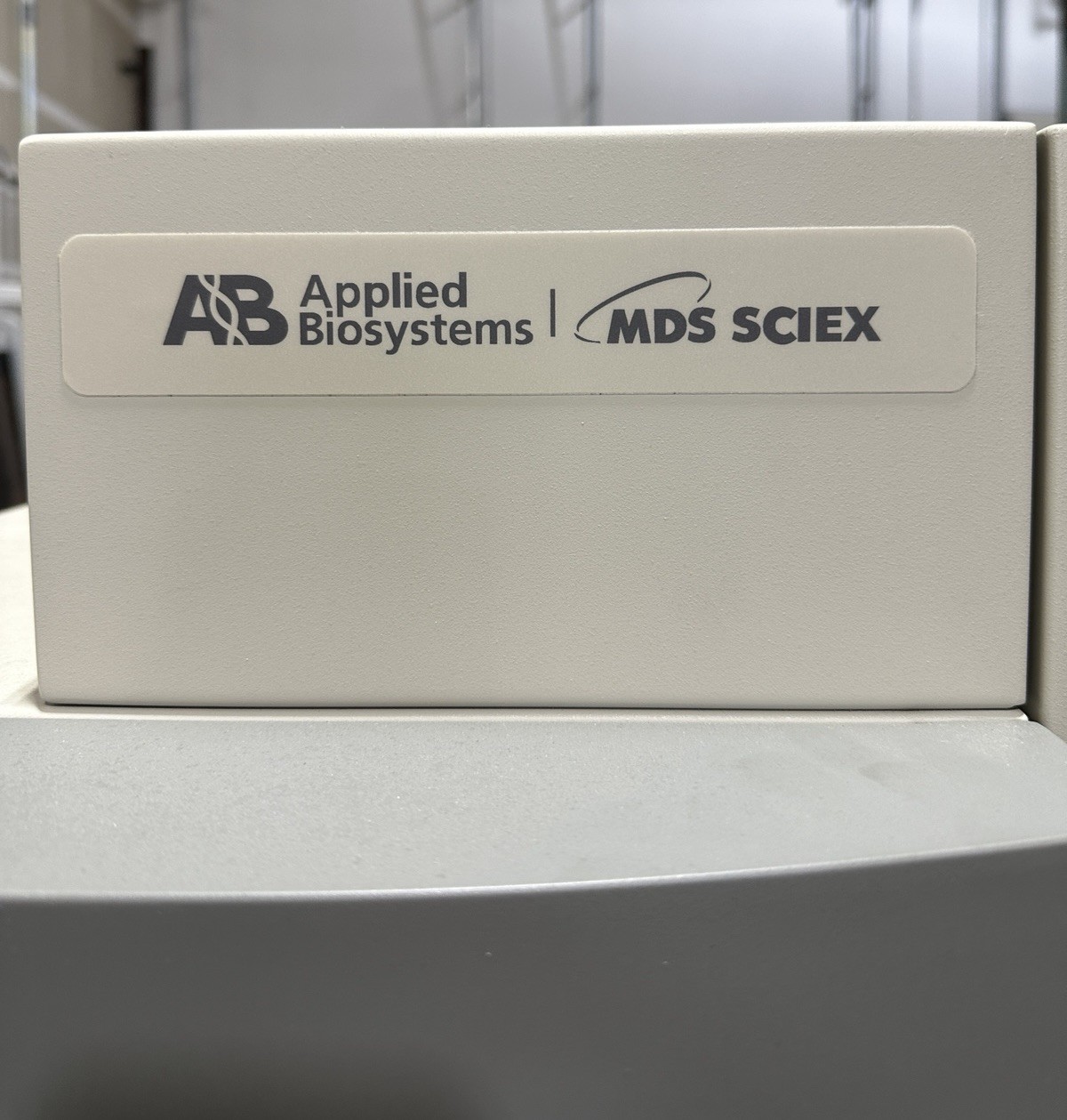 Applied Biosystems / MDS Sciex 4800 Plus MALDI TOF/TOF