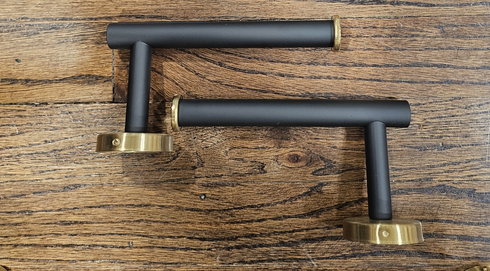 10pc Bathroom Hardware Set - Matte Black And Gold