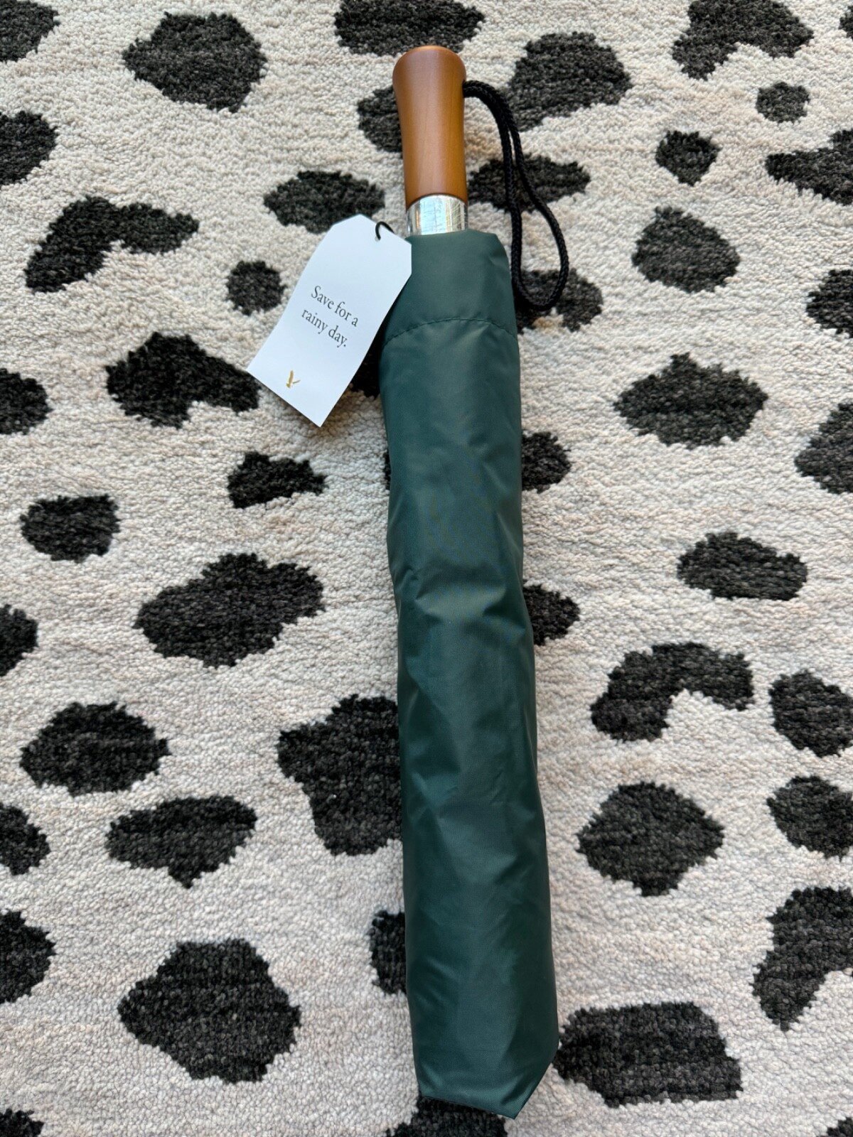 First Republic Bank Green Umbrella Compact Expandable Wood Handle NEW