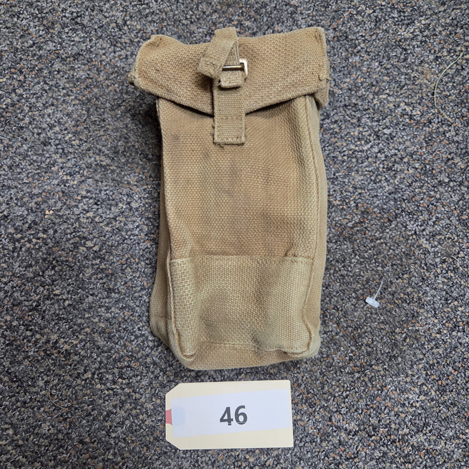 WW2 British P37 Ammunition Magazine Pouch Webbing Equipment Blanco (46)