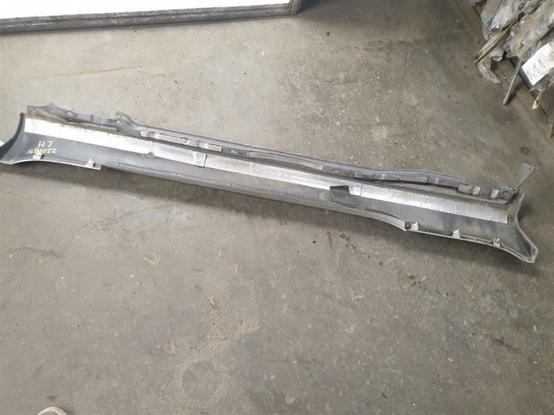 2002 LEXUS SC430 DRIVER SIDE ROCKER PANEL MOULDING
