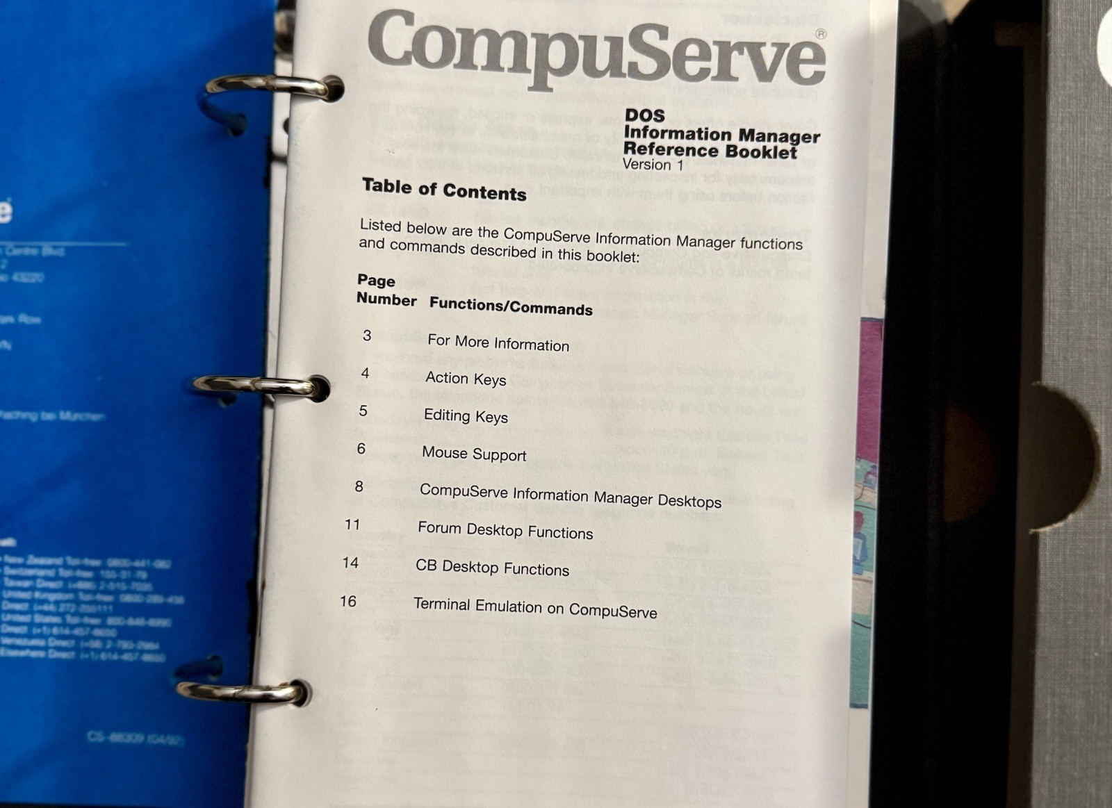 Vintage CompuServe Binder Information Service DOS Computers V1 Guide Set RARE