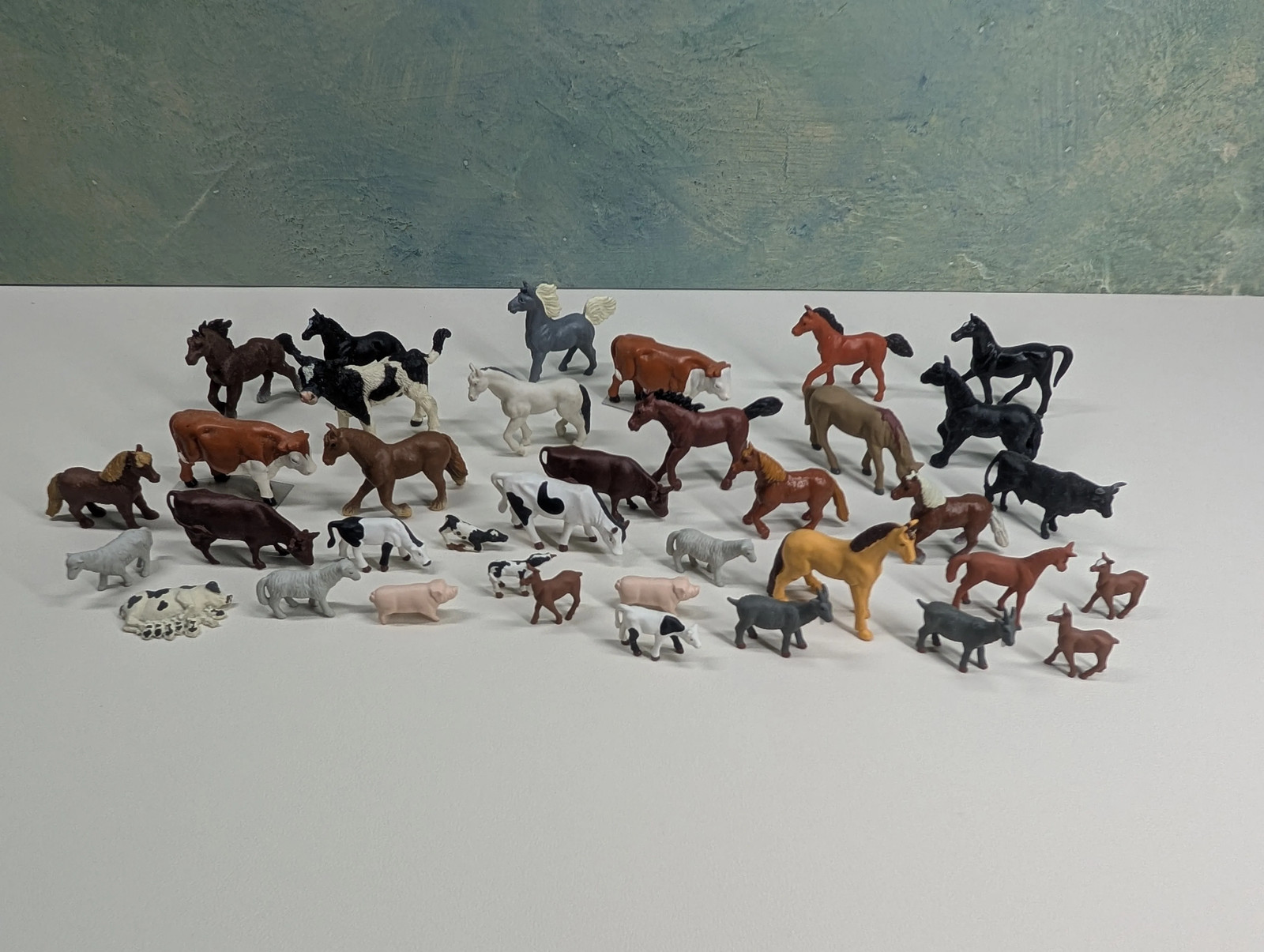 O Lot of Animals, Farm Animals (30+ pcs) READ