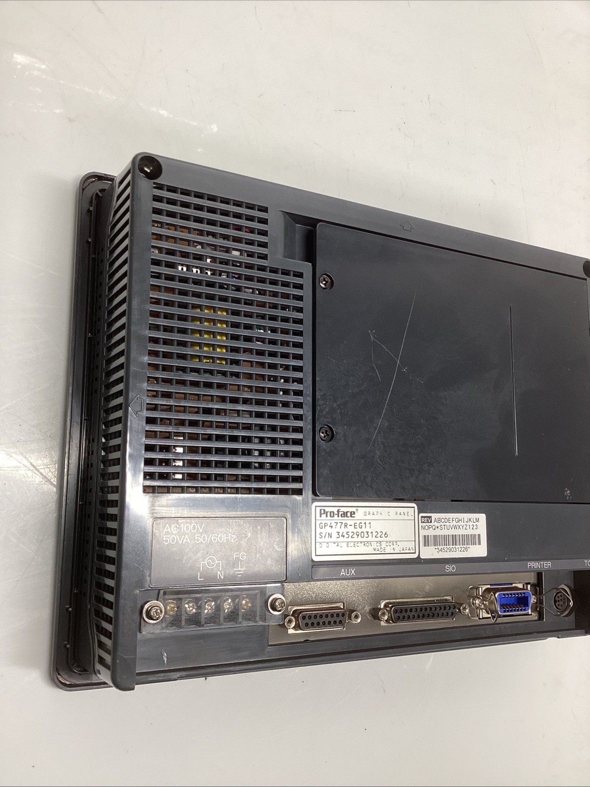PRO-FACE DIGITAL GRAPHIC PANEL GP477R-EG11. U-483
