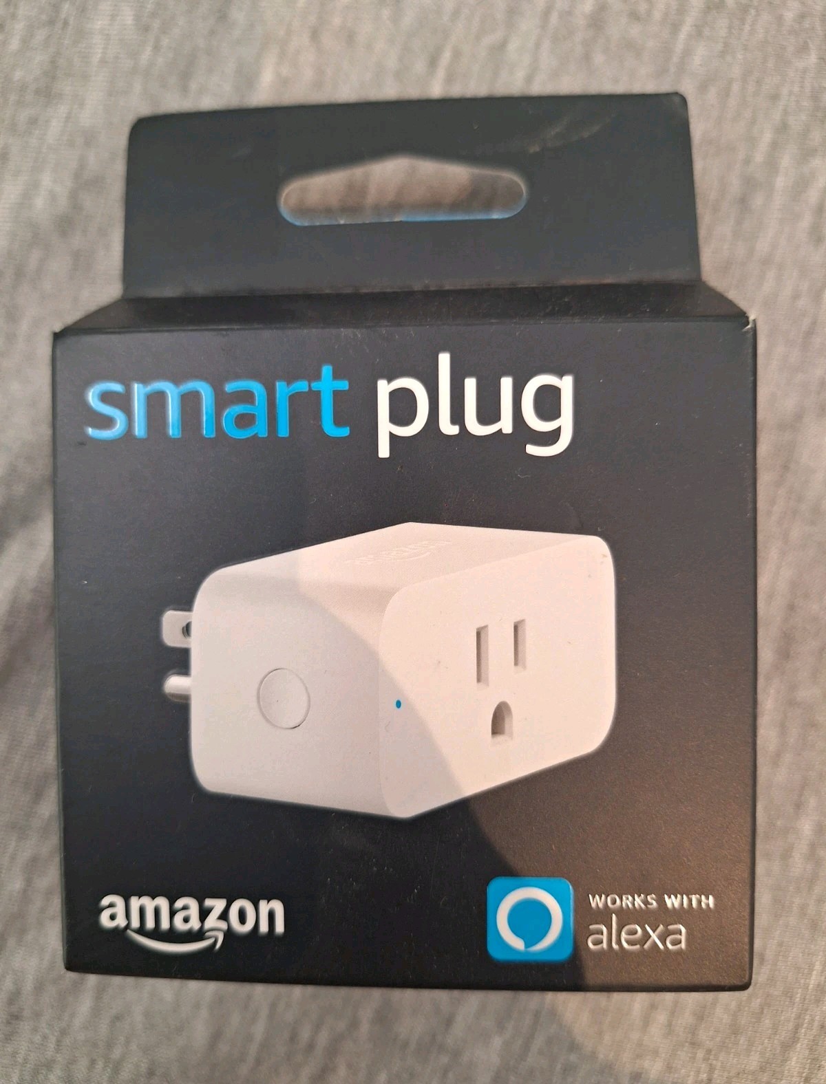 Amazon Smart Plug Wi-Fi, Works with Alexa, Indoor White 1-Outlet 3-Prong