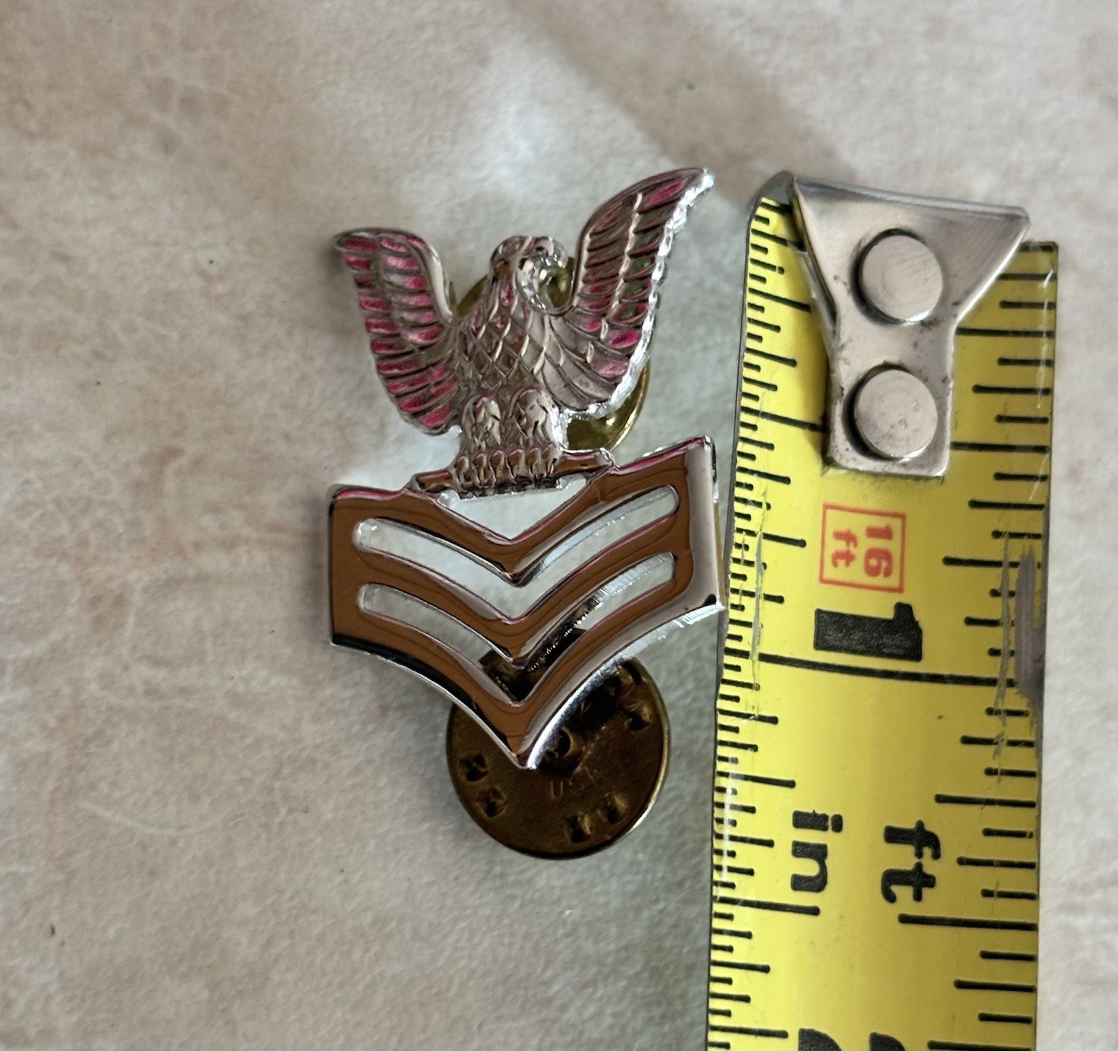 Military stripes & bald eagle 11C-GI AWARD LAPEL PIN