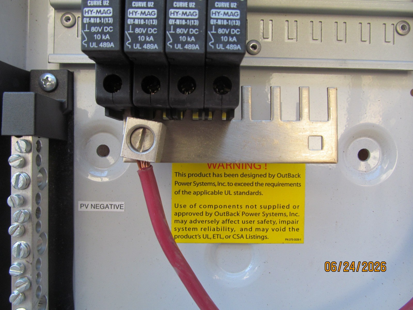 Outback Power PSPV combiner box w 4x 9A DC Disconnect Switch Circuit Breakers