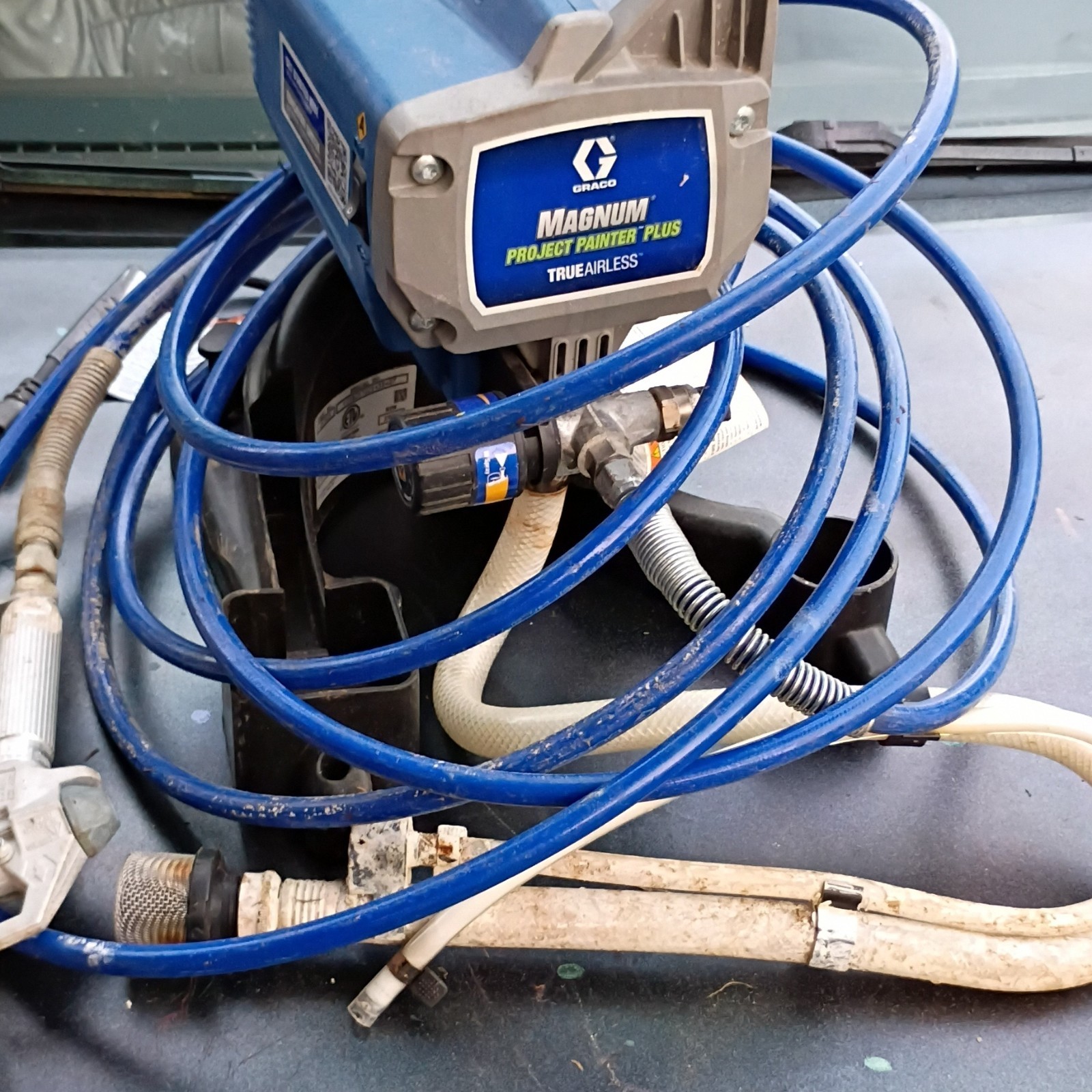 Graco Magnum Project Painter Plus TrueAirless Sprayer AC 3000 PSI 50ft Hose 1gal