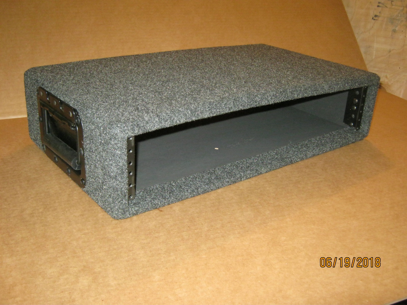 Pearson 2 space simple rack Grey w/ 2 handles