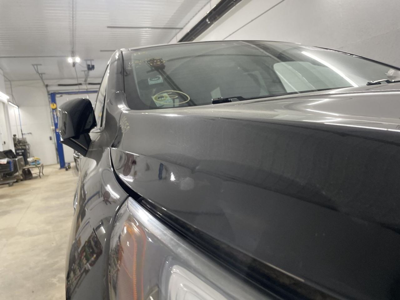 ENCLAVE 2018 Air Shutter 964498