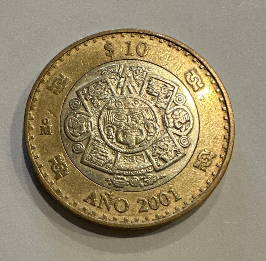 BiMetallic Mexican $10 Pesos 2001 Entrada Del Siglo XXI
