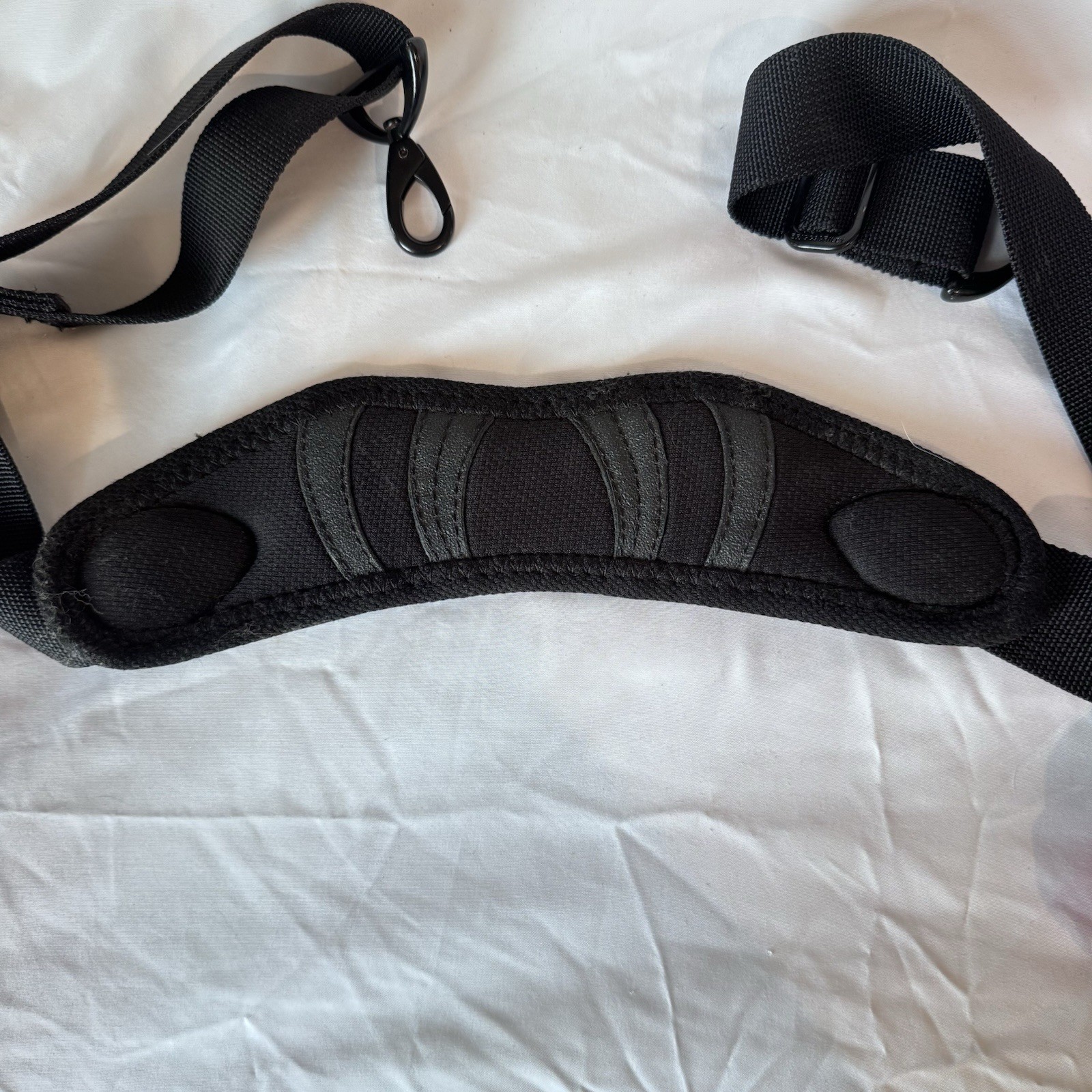 Briggs & Riley Travelware Replacement Flex Wing Shoulder Strap Black Padded 48”