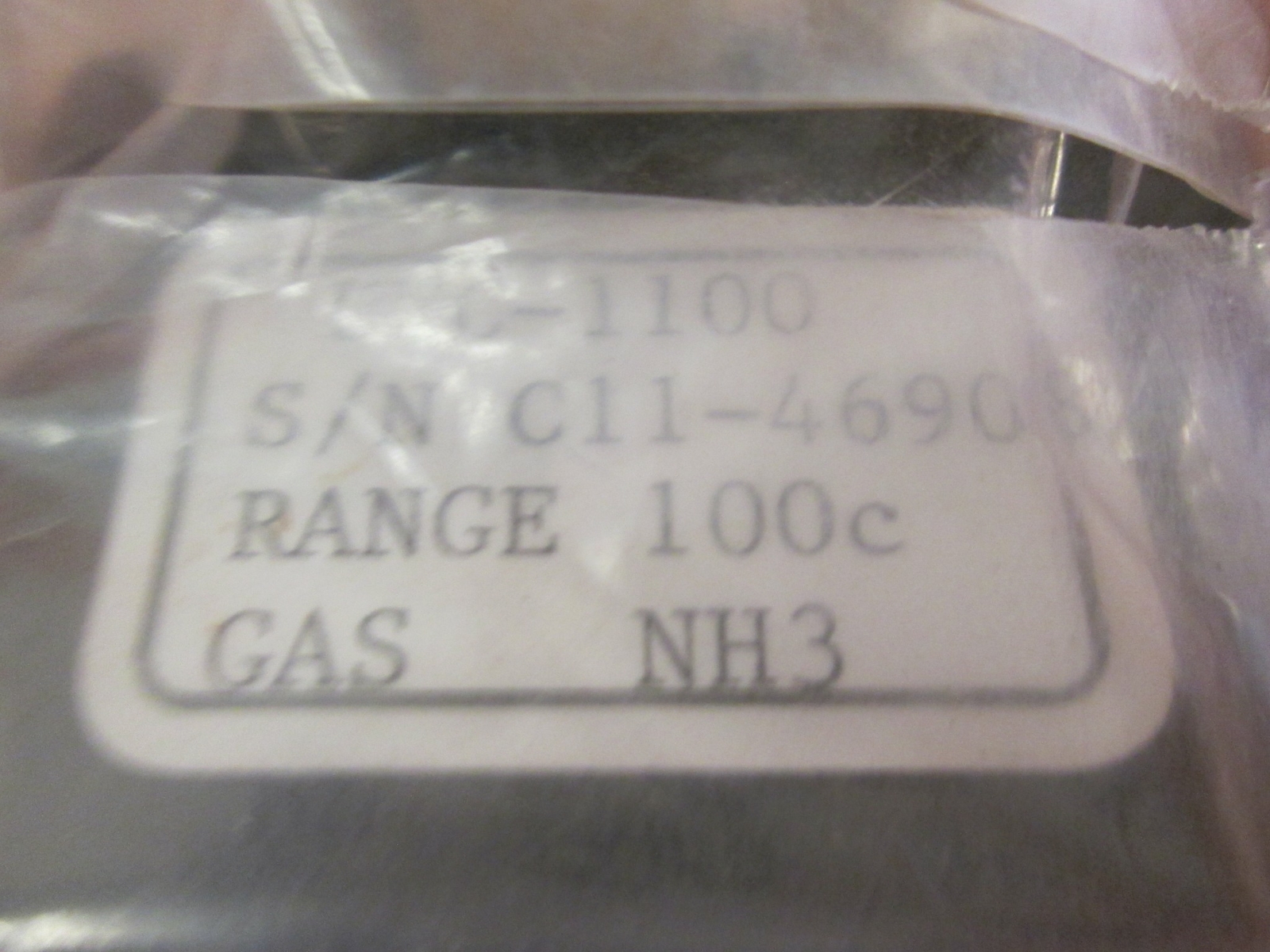Unit UFC-1100 Mass Flow Controller, NH3, 100 C, Used
