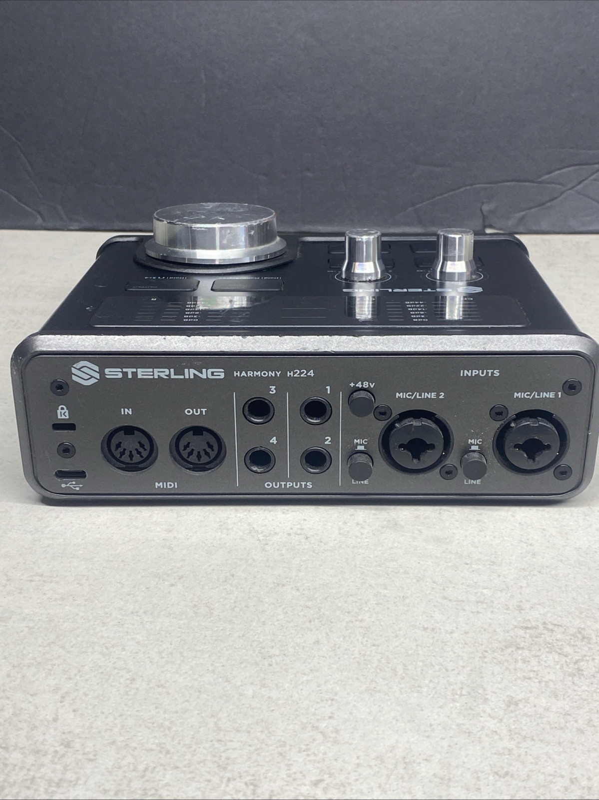 Sterling Audio Harmony H224 USB Audio Interface / READ Not Fully Tested