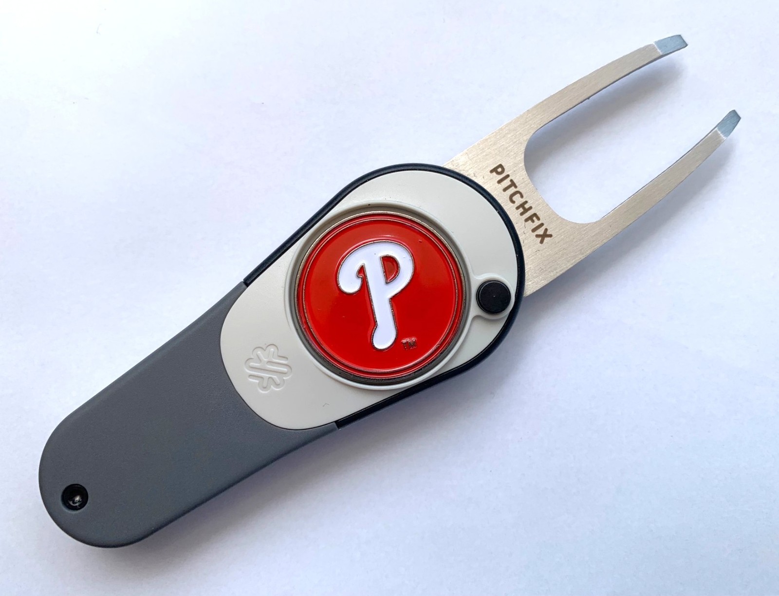 Philadelphia Phillies Pitchfix Icon Switchblade   Golf Ball Marker Divot Tool