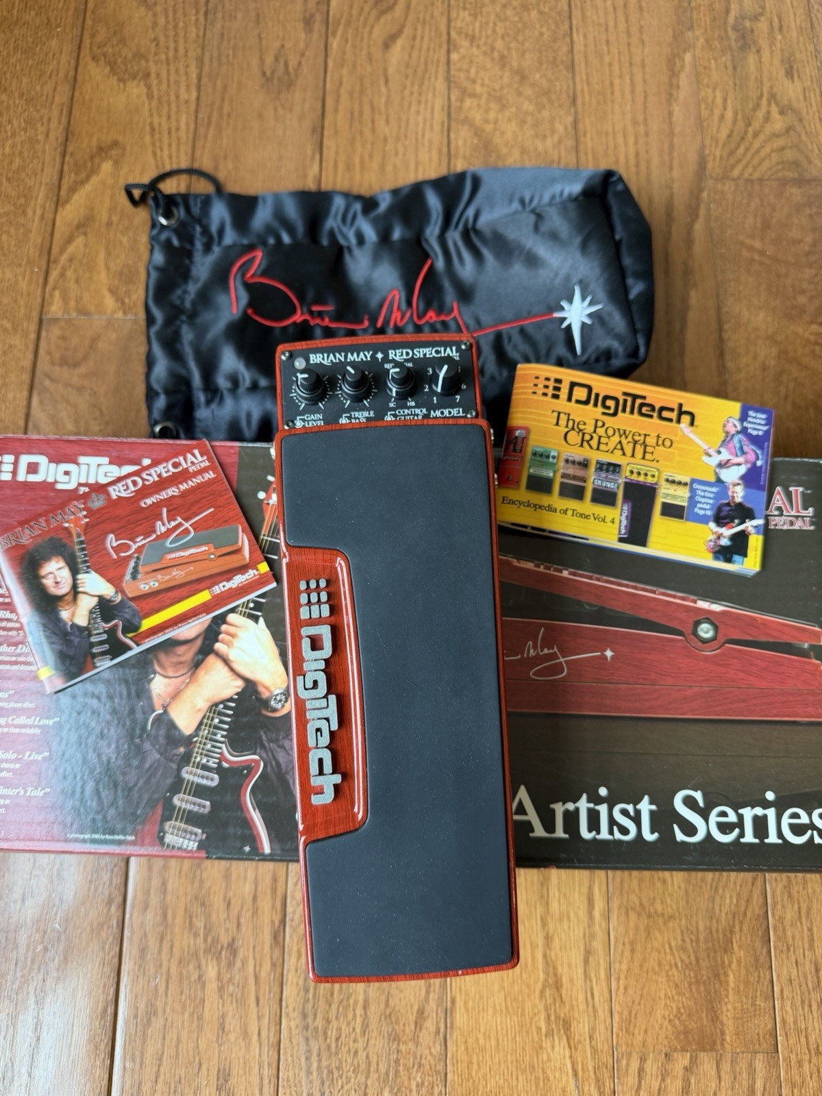DigiTech Brian May Red Special