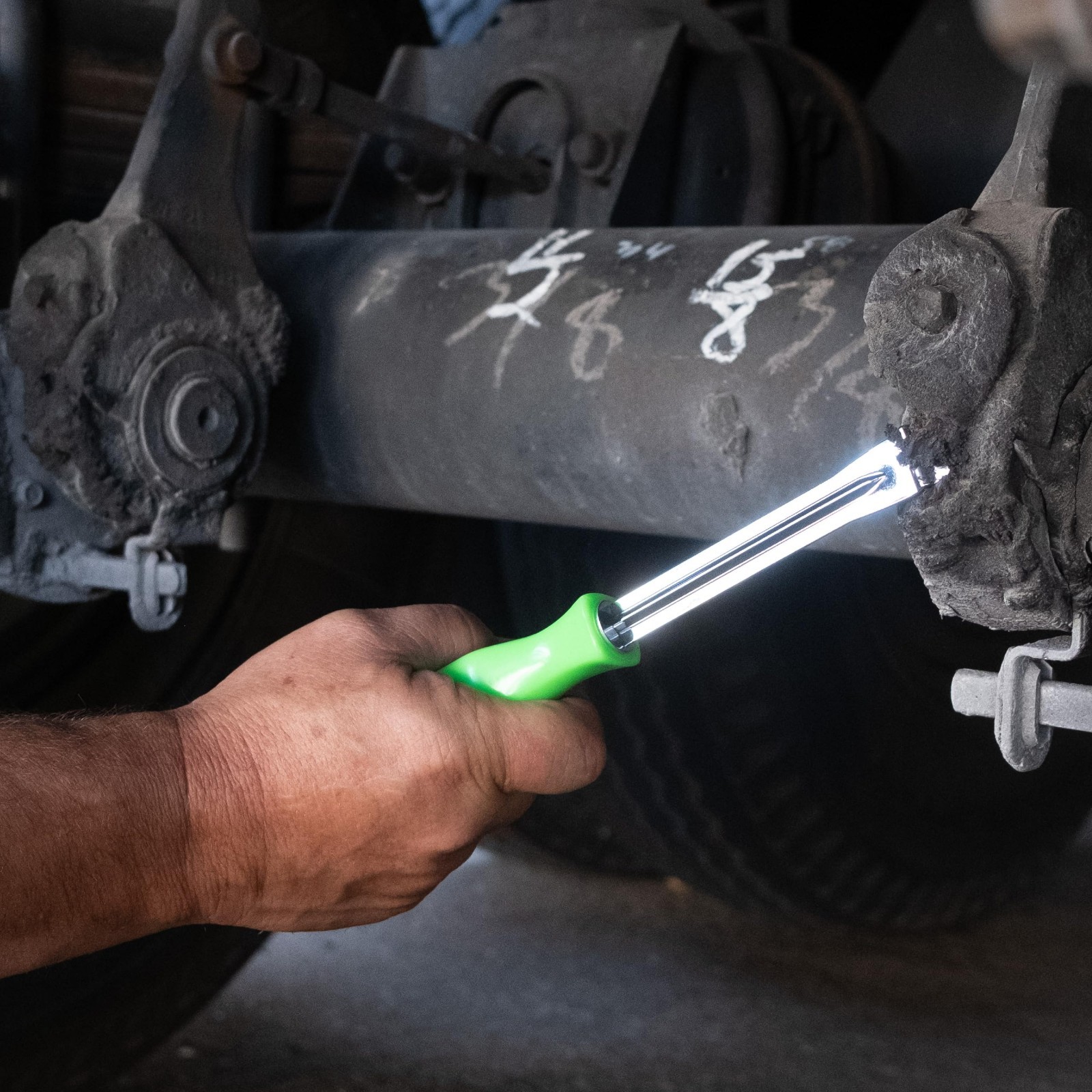 Automatic Slack Adjuster Tool & Wrench - Efficient Brake Adjustment for Semi Tru