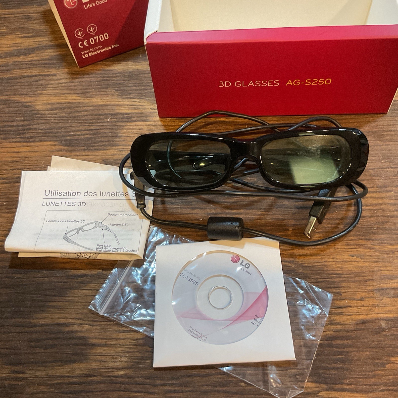 LG AG-S250 3D Glasses for 3D TV Projector