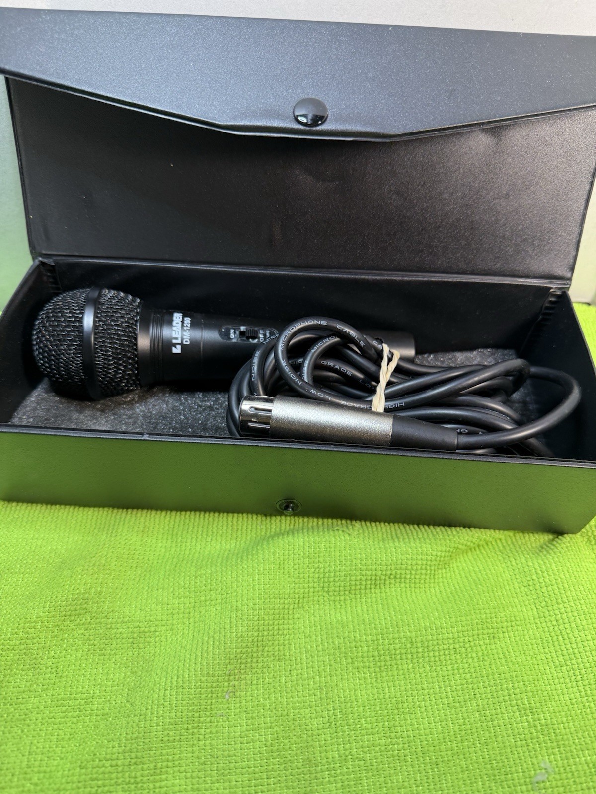 leader professional dynamic microphone dm-1200