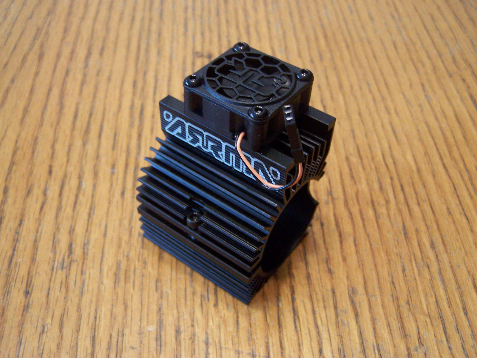 Arrma 1/10 OUTCAST 4X4 4S V2 BLX Motor Aluminum Heatsink & Fan Heat Sink Kraton