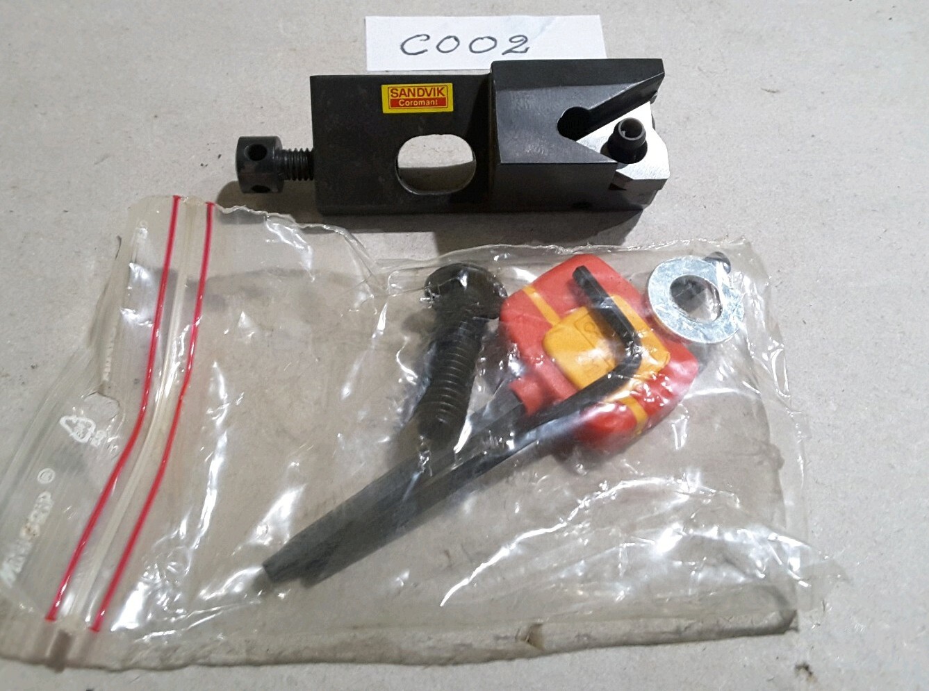 SANDVIK L 466.4KF-20CA-22 LH THREADING HEAD