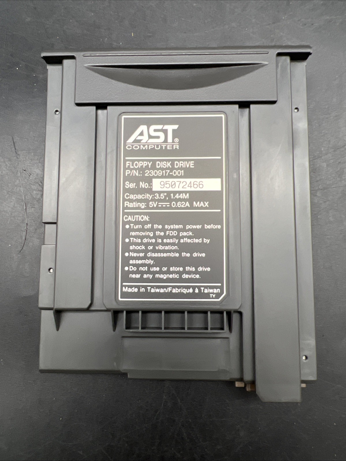 AST Computer 3.5-inch 1.44MB Floppy Disk Drive Tested working