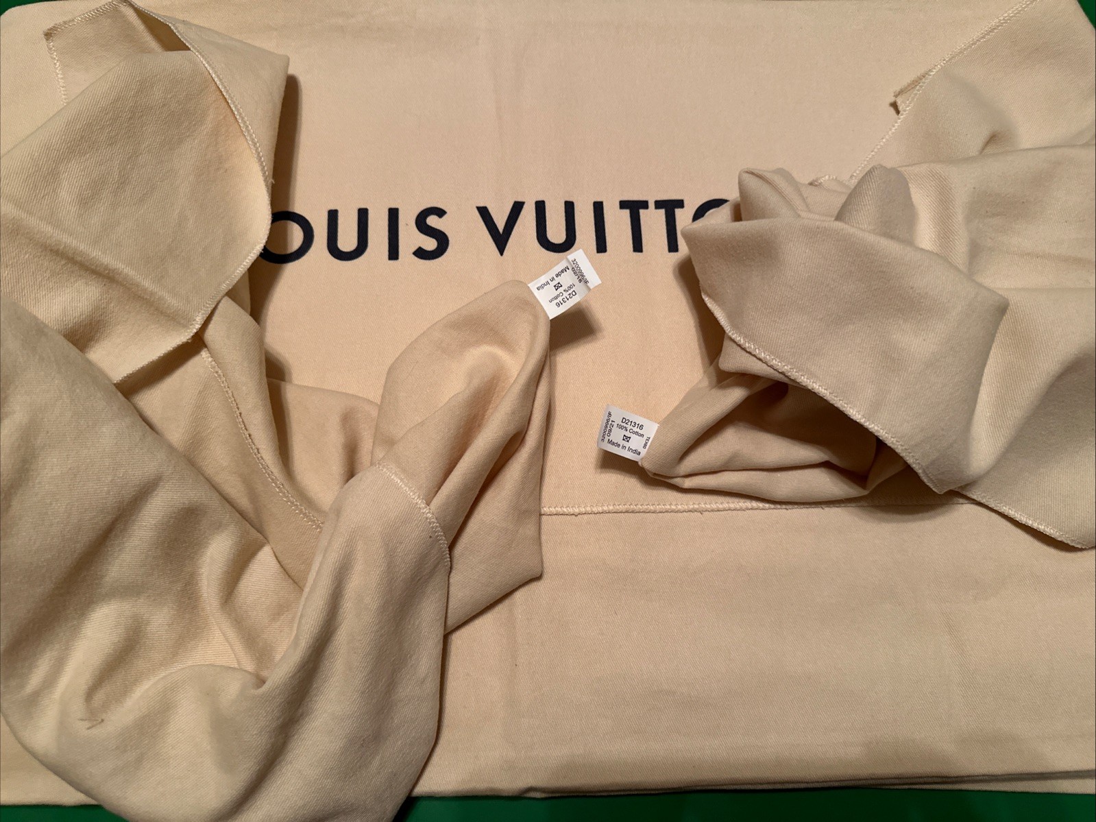 Authentic Louis Vuitton Dust Cover Bag, Beige “22x15” Envelope Type