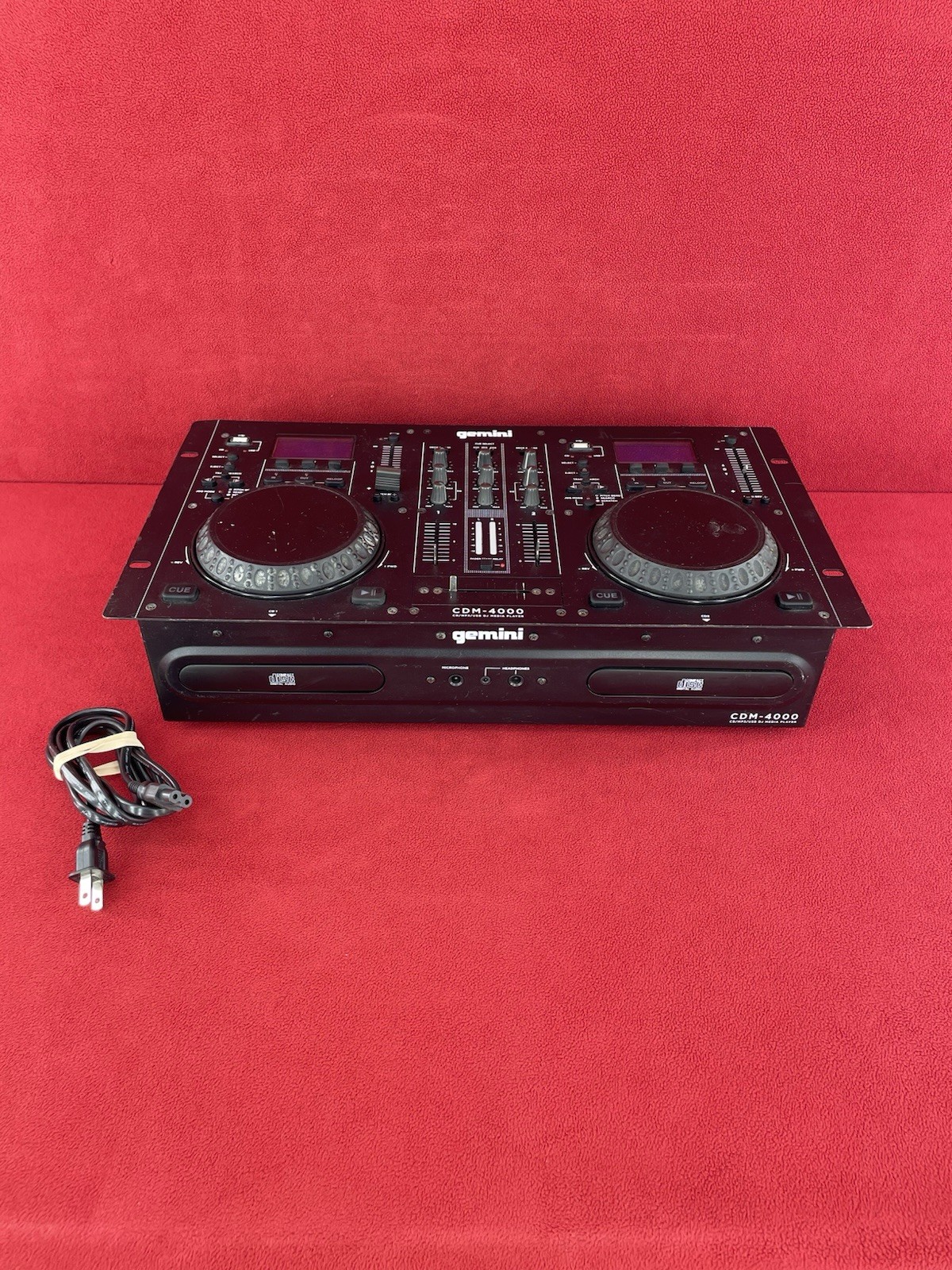 Gemini CDM-4000 Dual CD/USB DJ Media Player Console Only Half Usable
