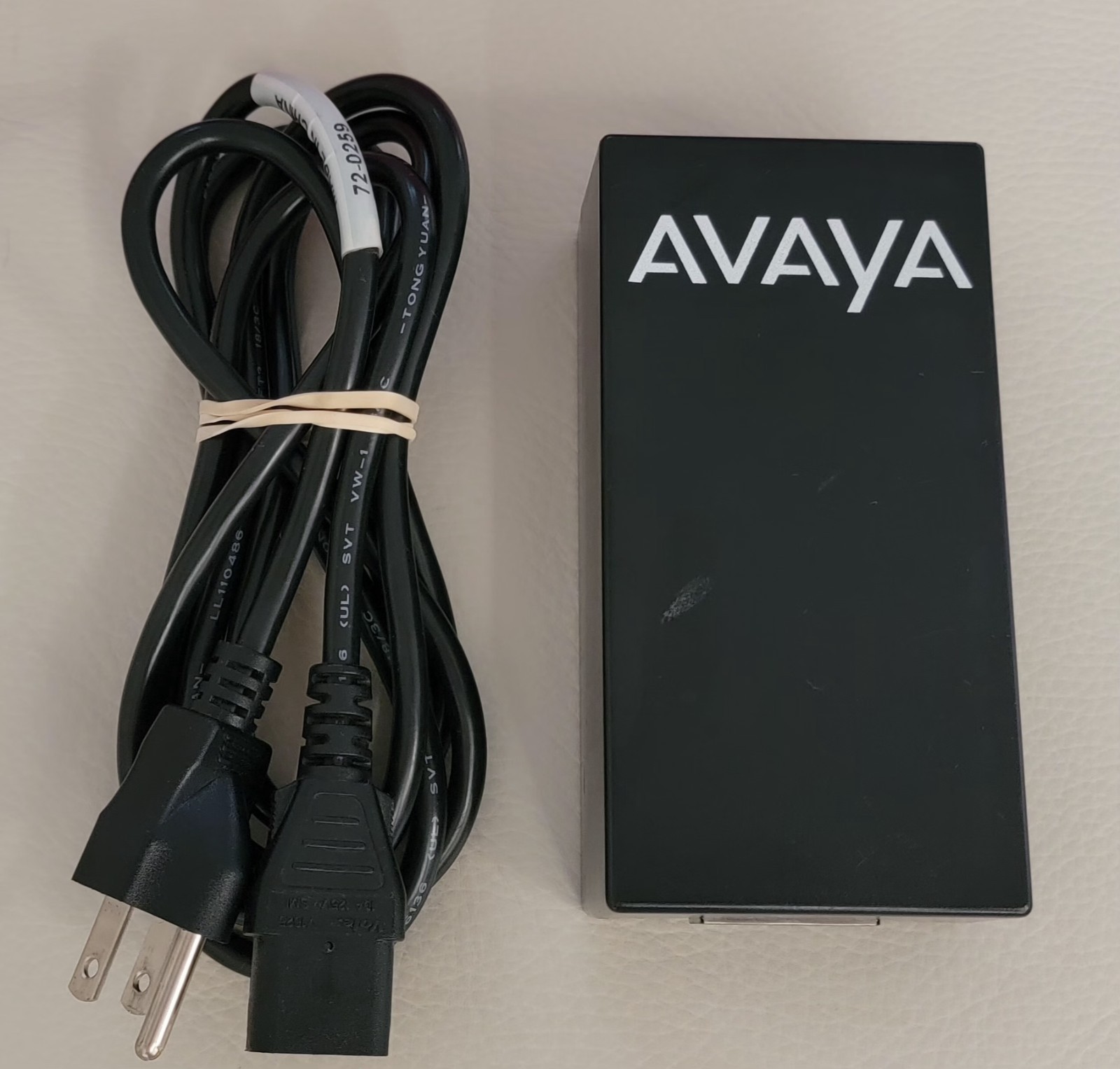 Genuine AVAYA 1151B1 700227242 48V 400mA POE IP Phone Power Supply w/ Power Cord