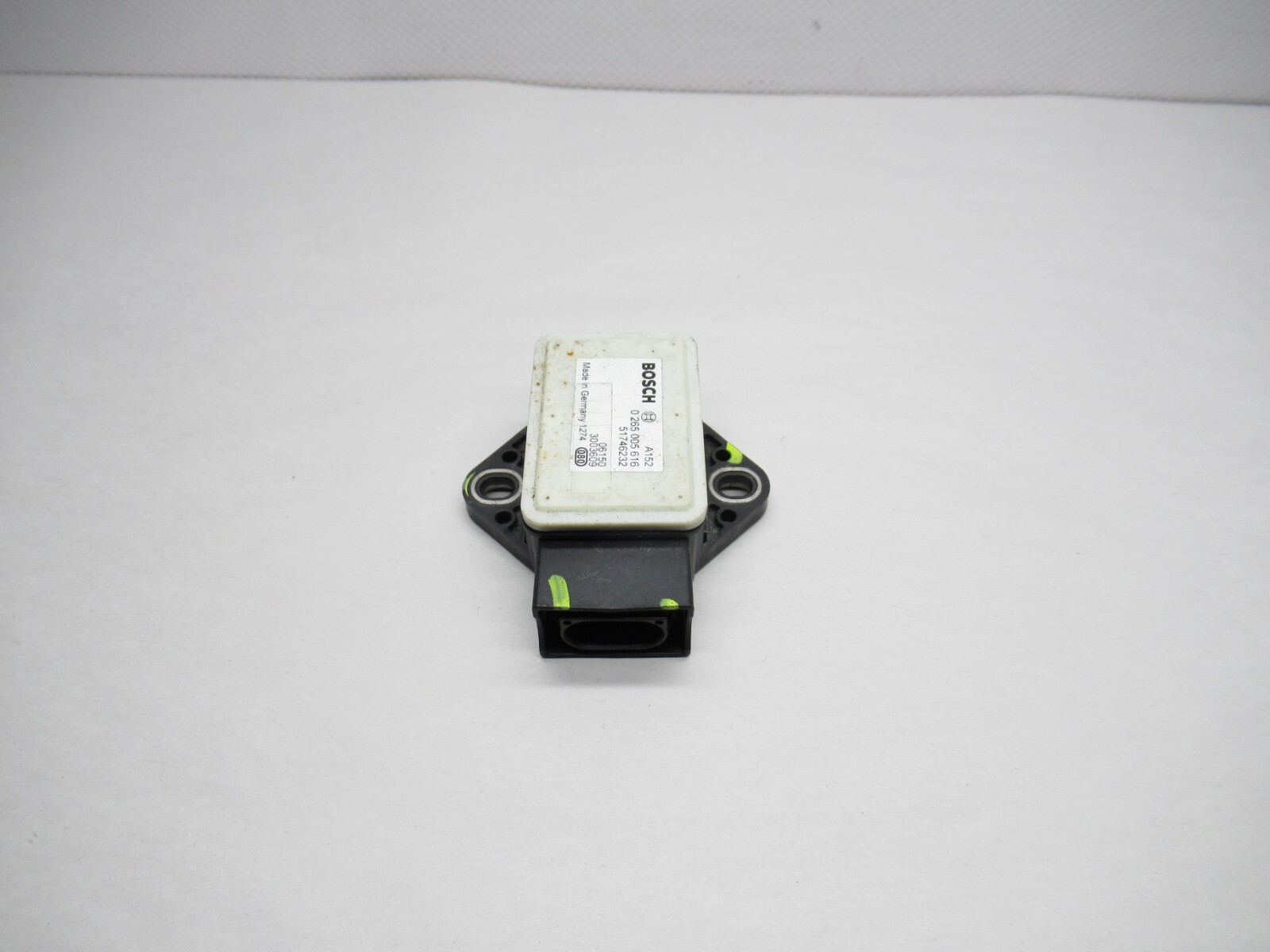2003-2012  MASERATI QUATTROPORTE YAW TURN RATE SENSOR 0265005616 OEM