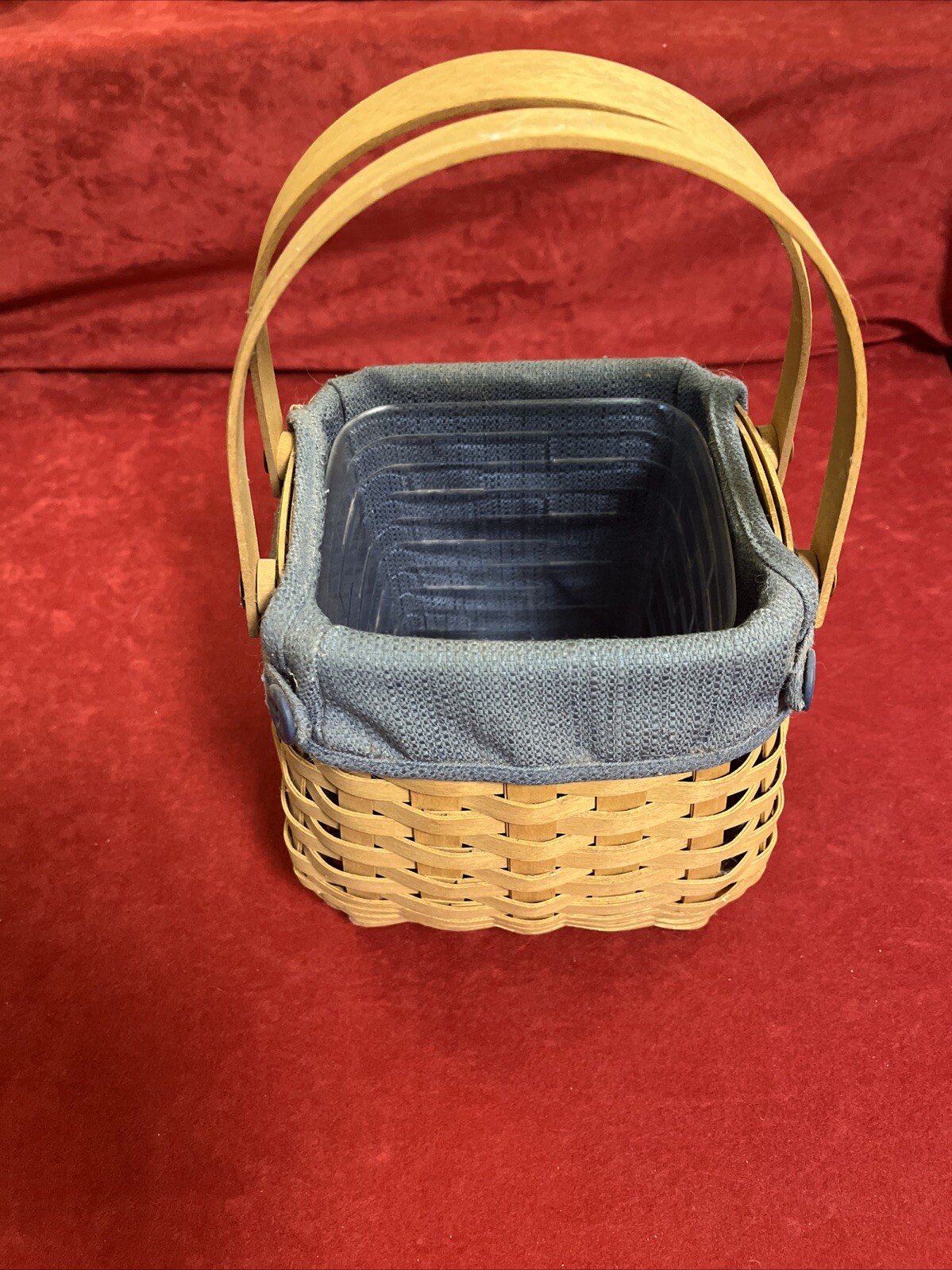 Longaberger 2003 Carrier 7 Inch Deep & Liner