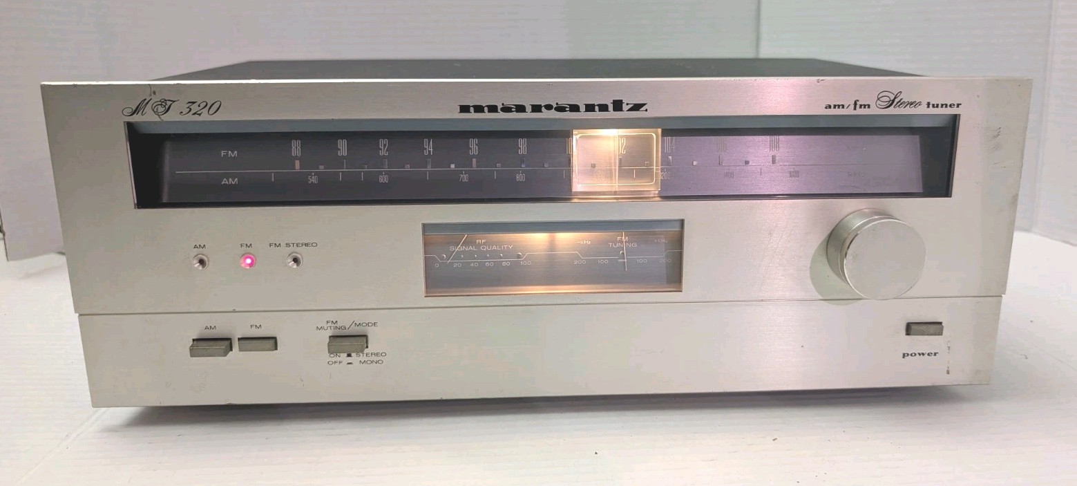 Marantz MT 320 Vintage Am / FM Stereo Tuner Works Well