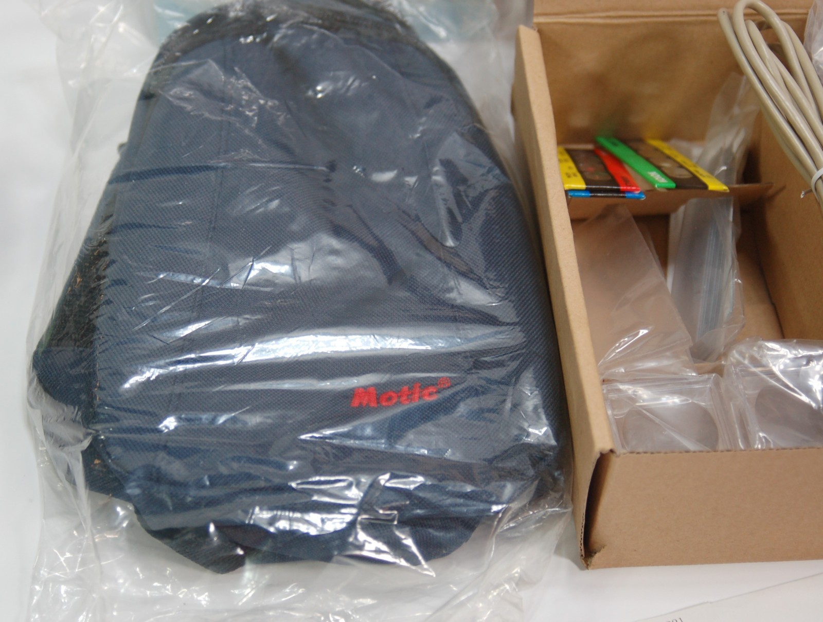 Motic DigiScope DS-300 Zoom Microscope With Digital Camera in box