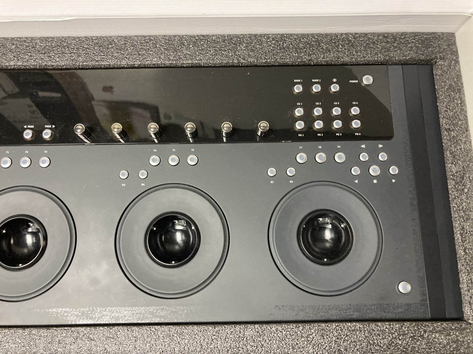 Euphonix MC Color Grading Trackball Control Surface Video Color Controller