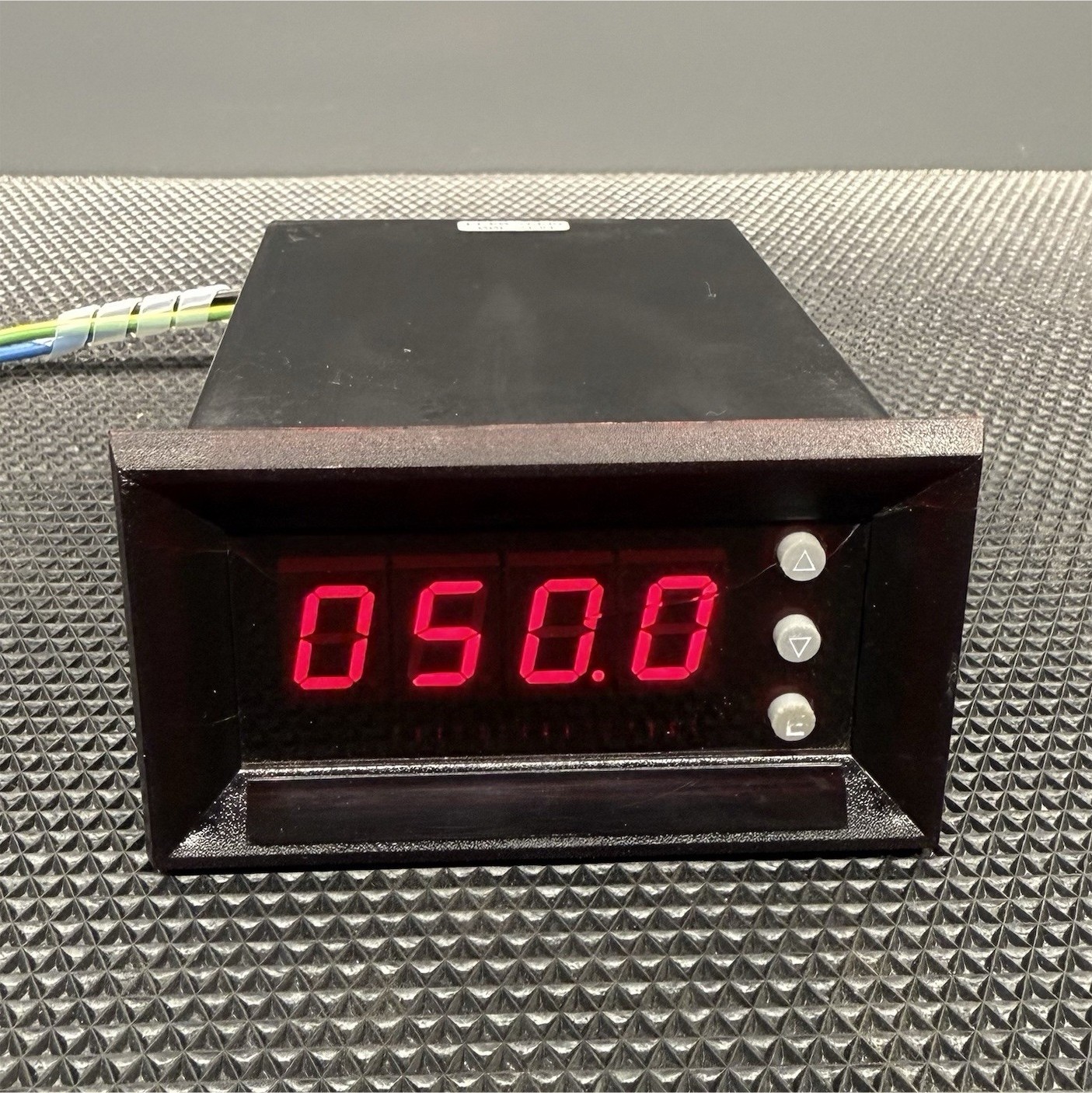 Minarik Electric DIGI-LOK DLC300 Digital Panel Meter