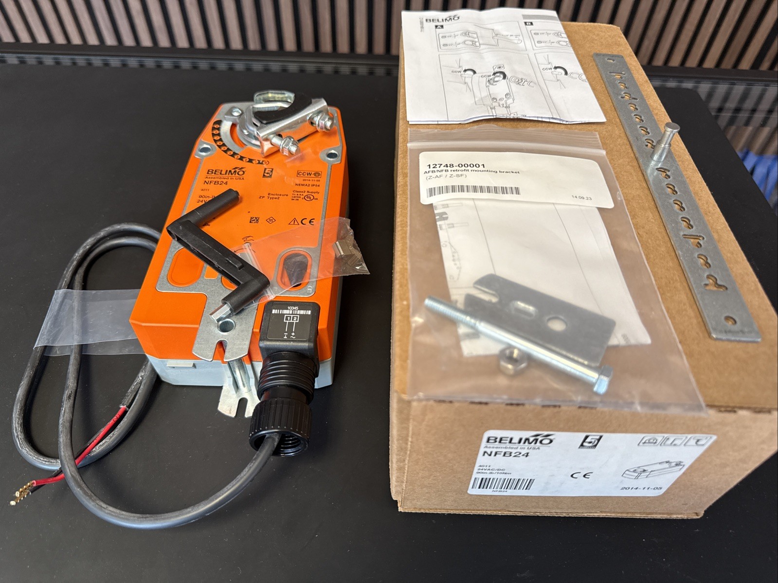 NEW BELIMO NFB24 REVERSIBLE DAMPER ACTUATOR 90IN-LB SPRING RETURN