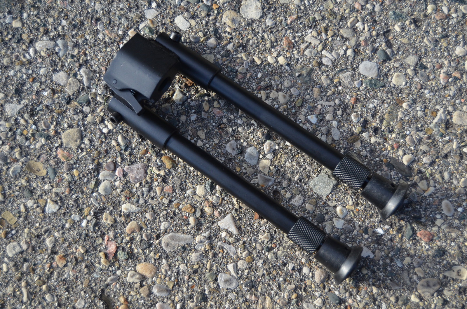 AGP Well MB06 Airsoft Sniper Rifle Adjustable Spring Return Bipods