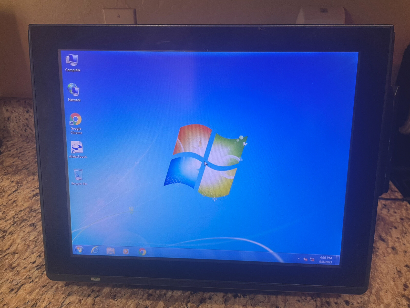 Protech PA-6223 Intel Atom D2550 POS Ready 7, 1.86 2GB Ram 64GB SSD
