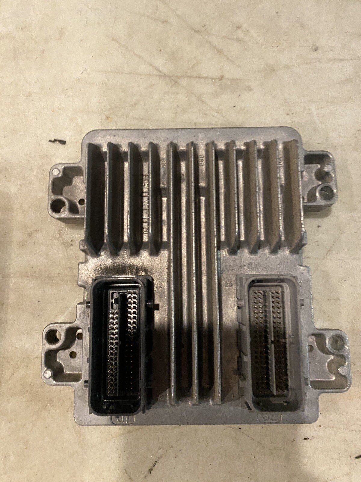 C6 CORVETTE CAMARO 6.2L Engine Control Module ECM ECU PCM 2005-2013