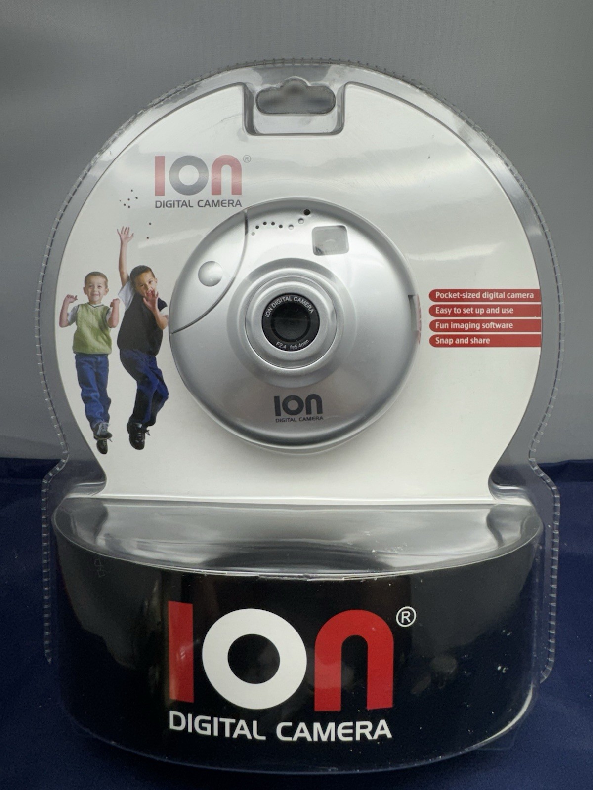 ION Pocket Size Digital Camera 640 x 480 8 MB Memory New In Sealed Pack