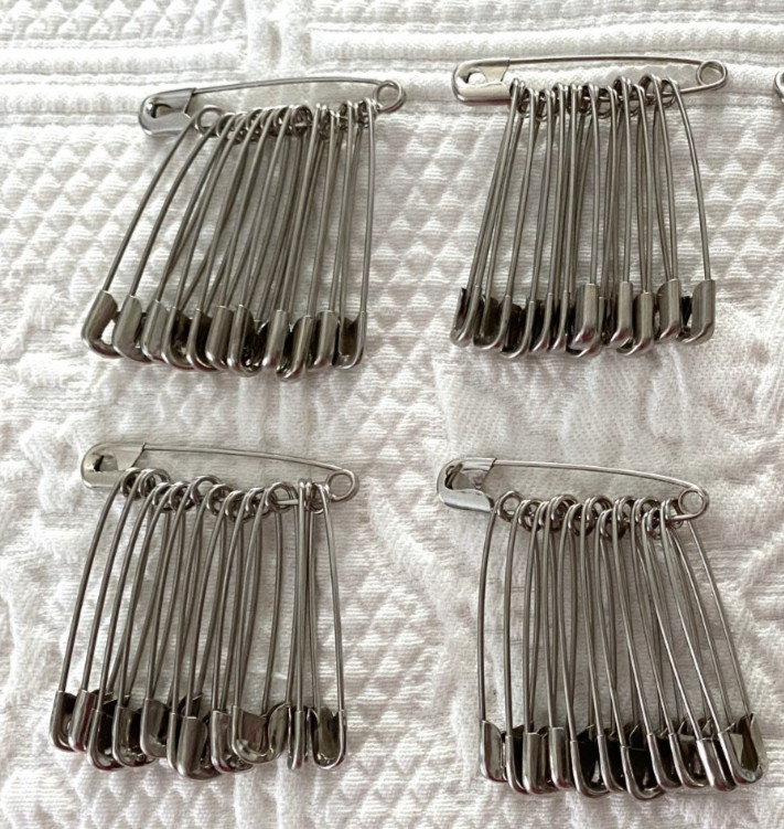 48 Safety Pins 2" Heavy Weight #3 Quilters Estate Sewing Crafts Jewelry Closed