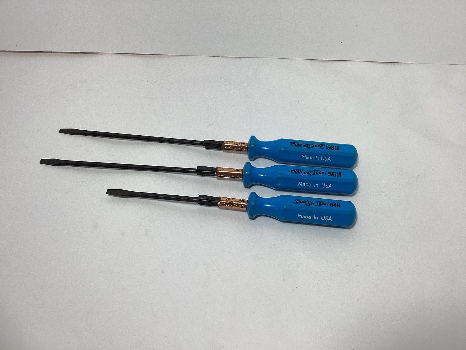 Vintage Channel Lock Hold-E-ZEE Screw Holding Screwdrivers Lot Of 3 56H 54H