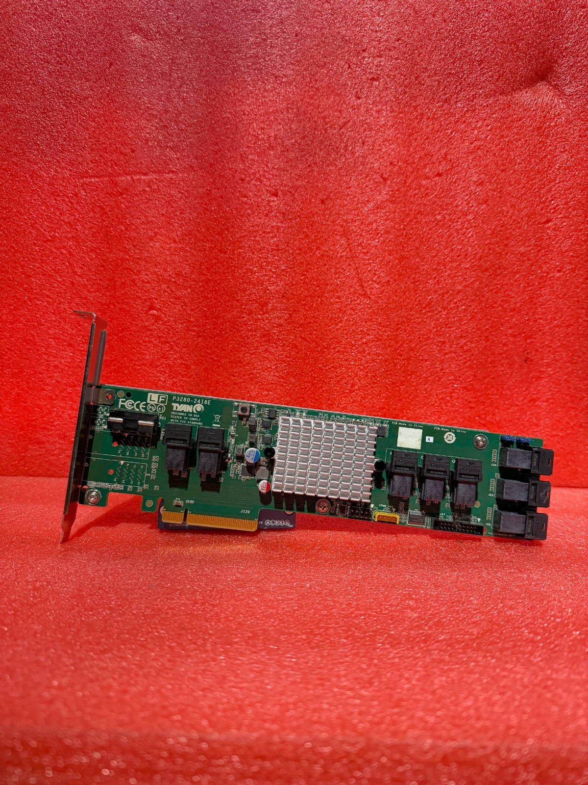 TYAN P3280-24I8E Mini SAS PCIe 12 Gbps Controller
