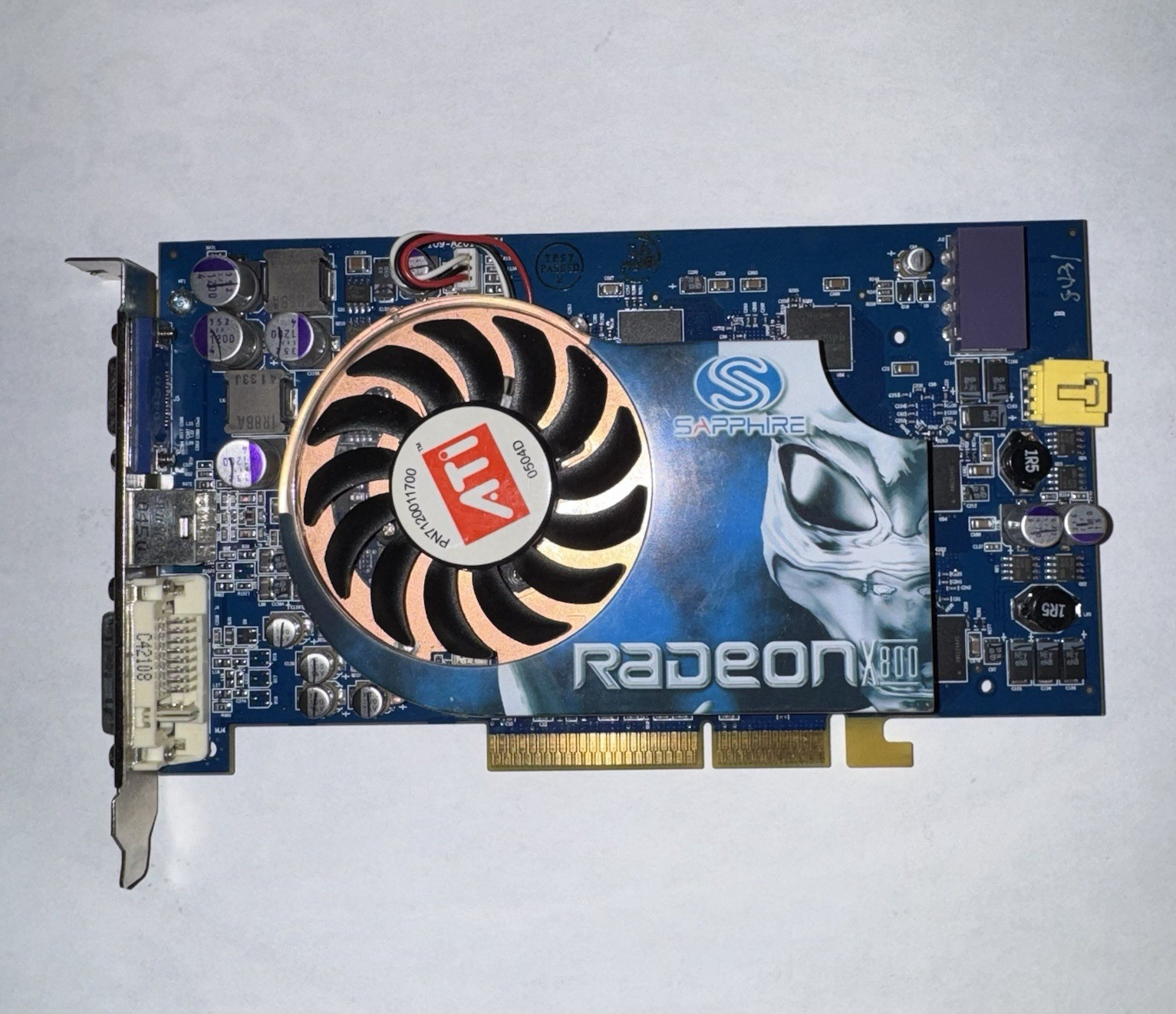 Sapphire 256MB ATi Radeon X800 Pro DVI / Video / VGA AGP Graphics Video Card
