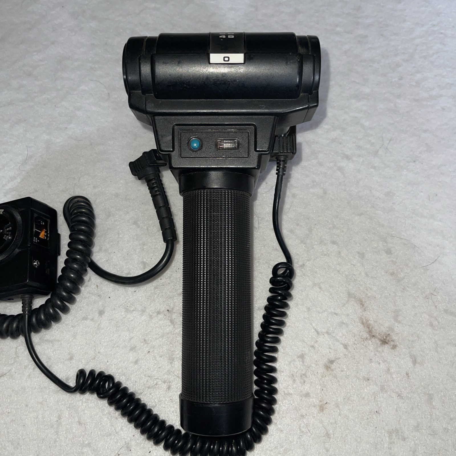 Vivitar 365 Zoom Thyristor Electronic Flash & Vivitar Vari Sensor Untested