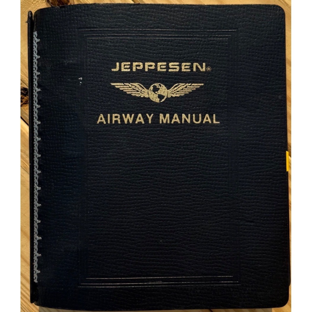 Vintage Jeppesen Airway Manual Leather SE US Charts 2007 2009 Flight Simulator