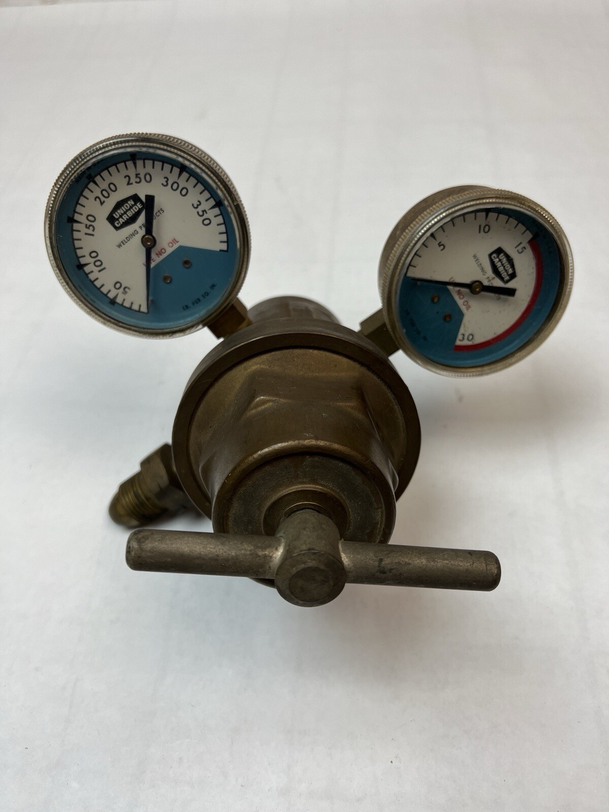 Union Carbide Welding Compressed Gas Pressure Regulator Used