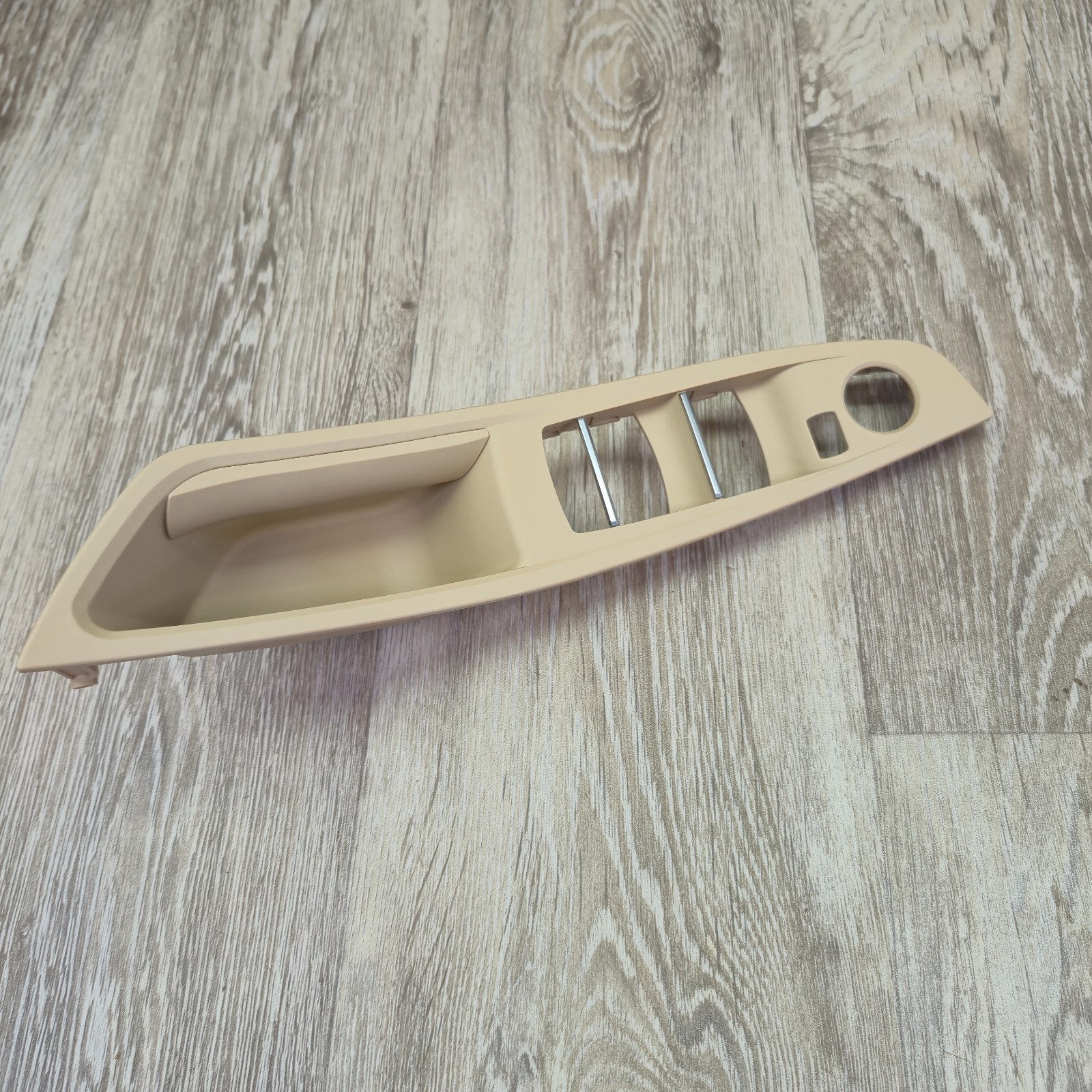 BMW 5 SERIES F10 F11 2010 -2017 DRIVER SIDE FRONT DOOR INTERIOR HANDLE BEIGE